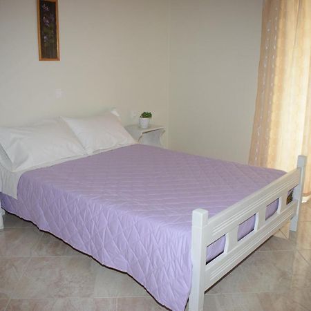 Mary'S Apartments Close To The Sea Agios Georgios  Exteriér fotografie